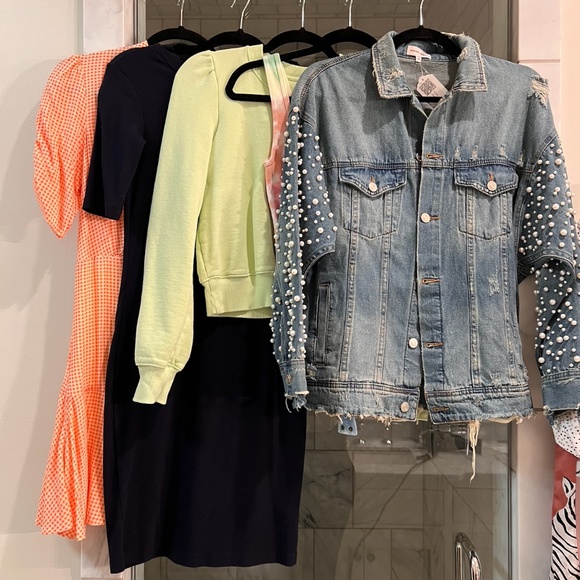 Bundle: Pearl Denim Jacket + MORE - Picture 2 of 9